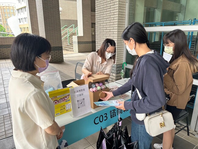 112學年度就業博覽會攤位宣傳圖片